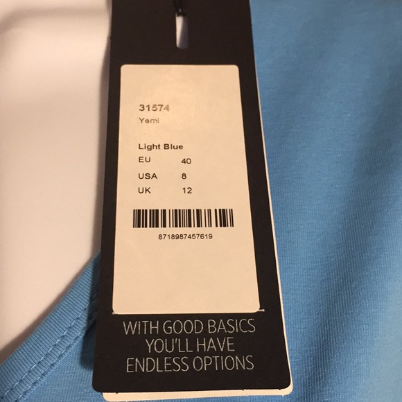 Basic By Yest Yemi Light Blue V-Neck T-Shirt Size 8 - Picture 6 of 10